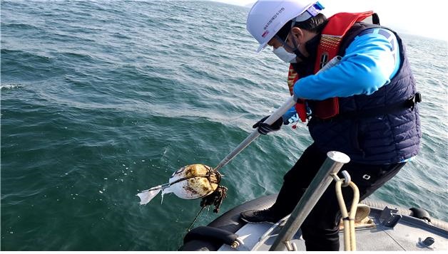 ▲특별단속중인 여수해수청 