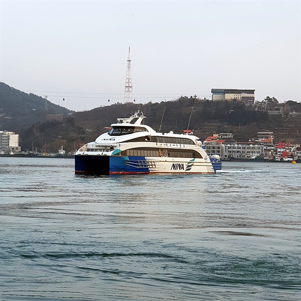 운항중인 니나호 모습  ⓒ오문수 