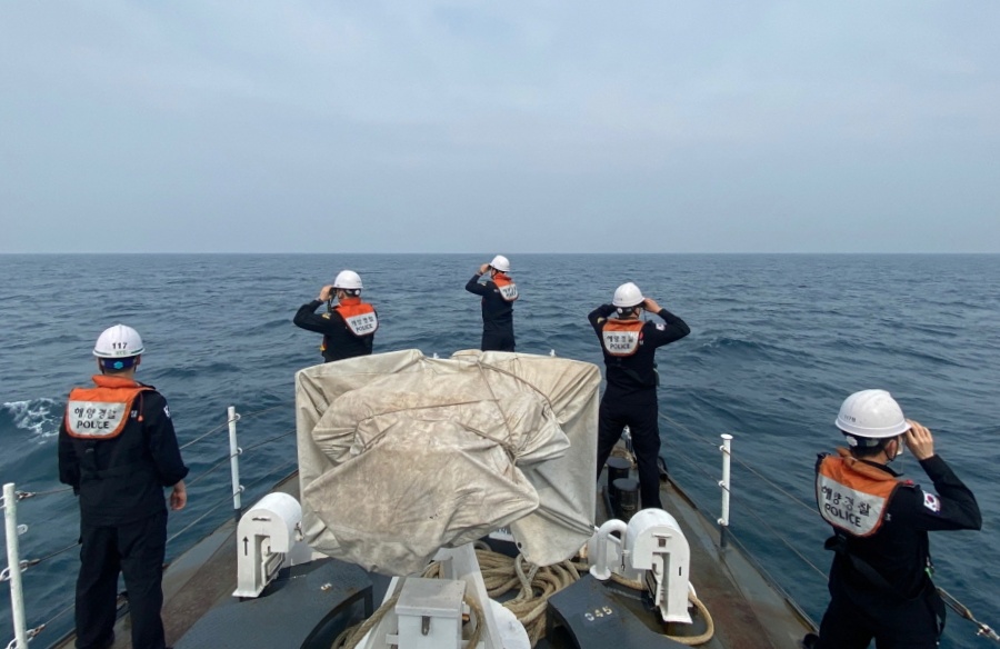 ▲수색 중인 해경
