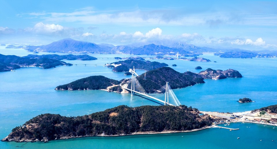 ▲여수와 고흥 사이 4개의 섬을 연결하는 여수섬섬길