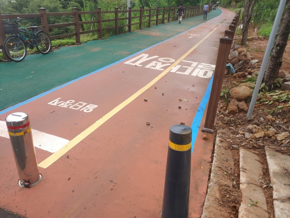 ▲ 철길공원 도로 ⓒ한창진