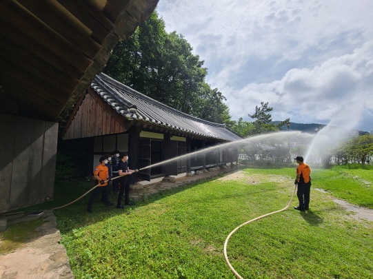 ▲ 선소유적에서 목조문화재 합동소방훈련 실시 모습