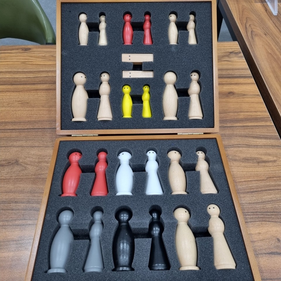 ▲가족간 경계확인과 건강함을 확인할 수 있는 가족모형세우기 도구