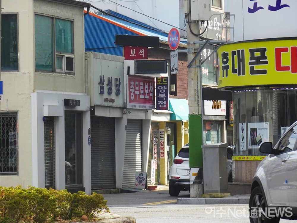 ▲14연대는 삼성당 사이로 난 좁은 길을 따라 북상했다