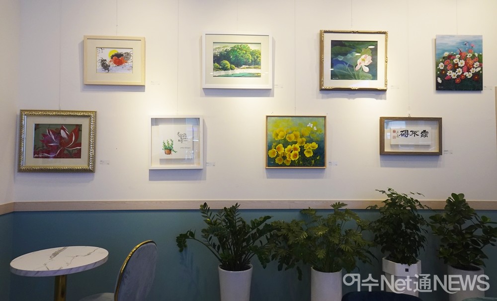 ▲여수여성미술작가회 전시가 열리는 실버카페 4호점 ‘다시 봄’