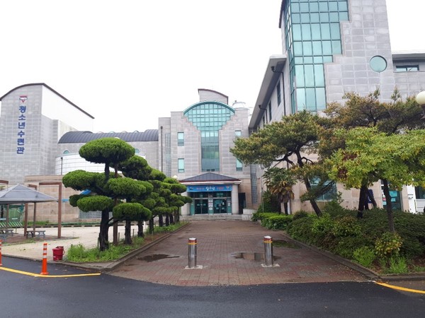 ▲ 여수시 청소년수련관 전경