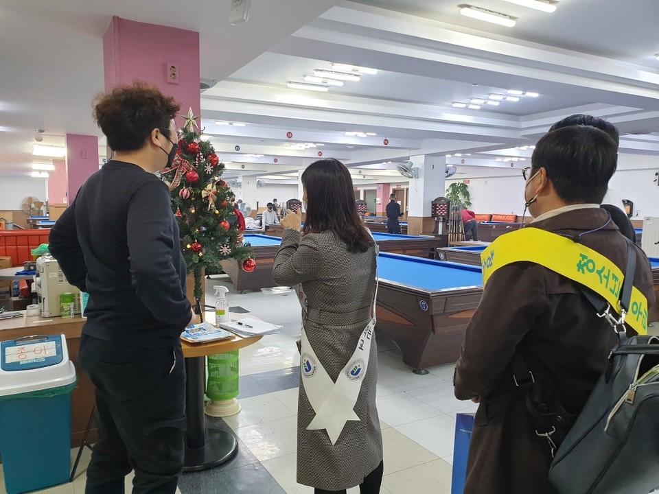 ▲여수교육청, 여수시청, 여수경찰서 합동 다중이용시설 긴급점검 모습