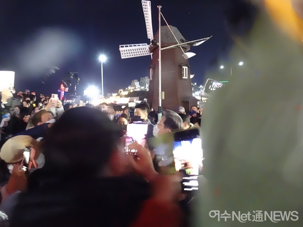 ▲더불어민주당 이재명 대선후보가 여수에 도착했다