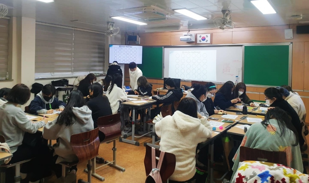 ▲여수 관내 학교에서 실시된 청소년노동인권교육 모습