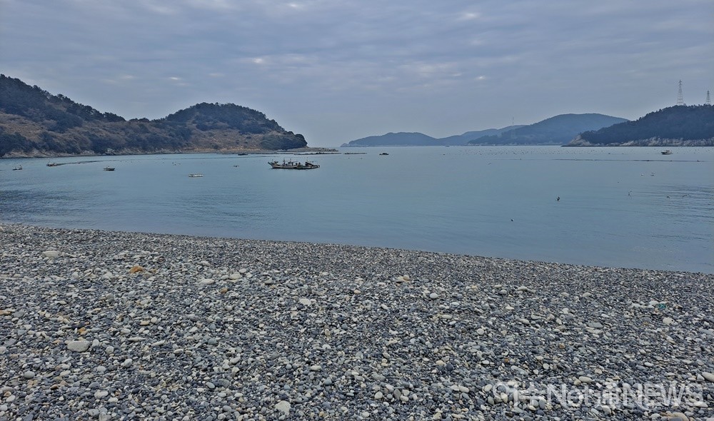 ▲ 1950년 8월 3일 미군폭격사건이 발생했던 여수시 남면 이야포 해변이다. ⓒ조찬현