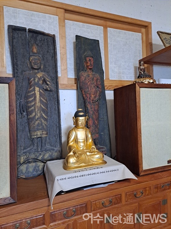 ▲ 차방에는 조선시대 후기 아미타 부처님이 있다. 향일암에서 가장 오래된 부처상이다. ⓒ조찬현