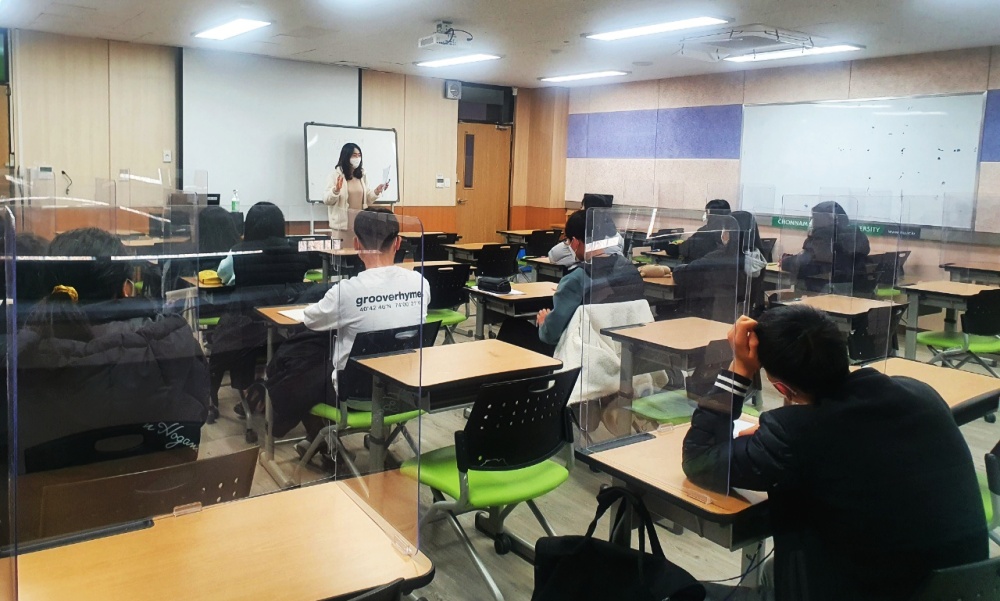 ▲청소년 기초학력향상 프로그램 프로젝트 현장