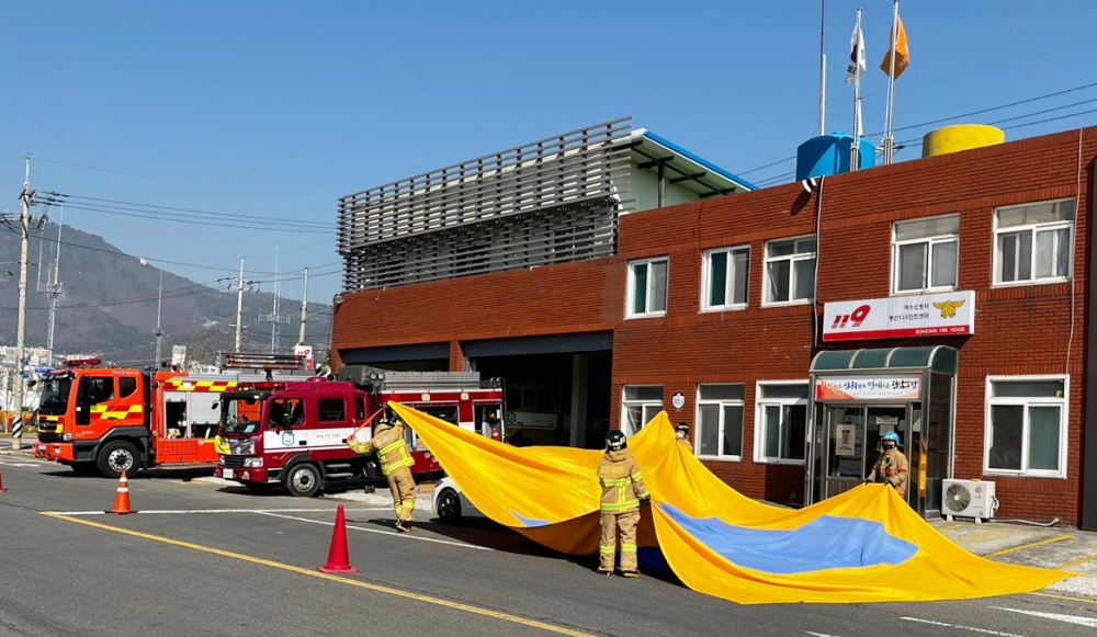 ▲여수소방서 봉산119안전센터 전기차 화재대응 훈련 모습