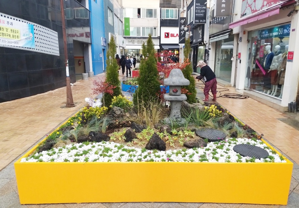 ▲교동 우리동네 골목길 정원 조성사업 모습