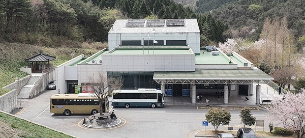 ▲화장시설이 설치된 여수 영락공원