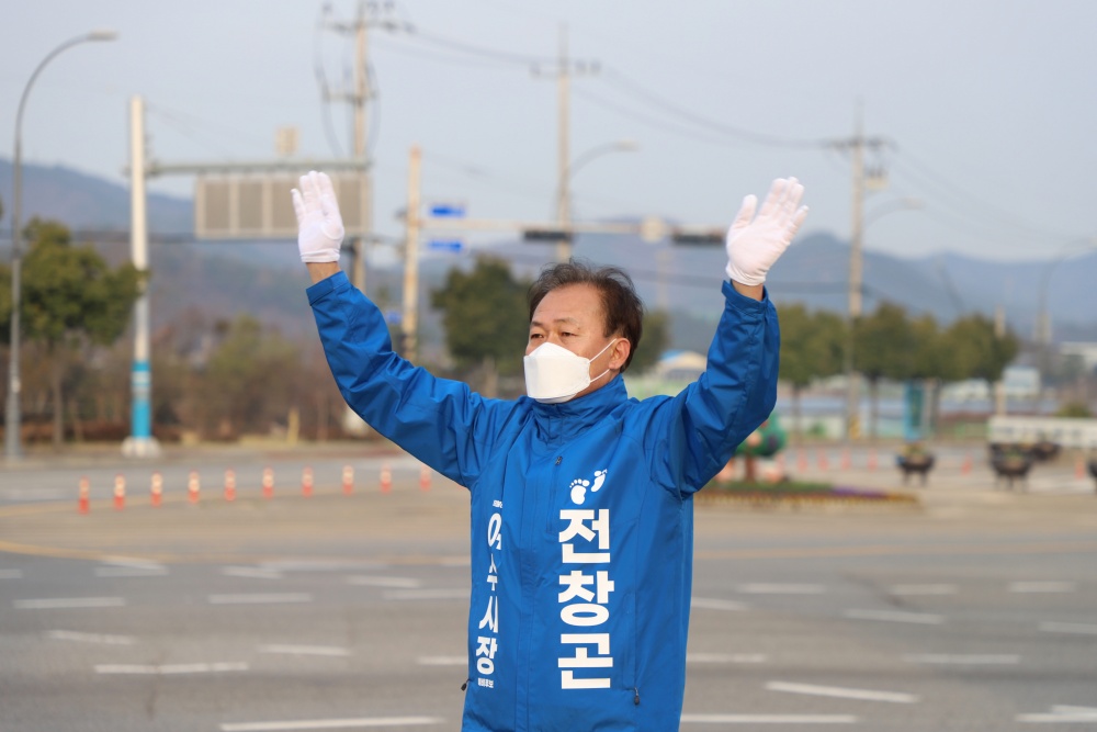 ▲여수시장 출마선언한 전창곤 여수시의장