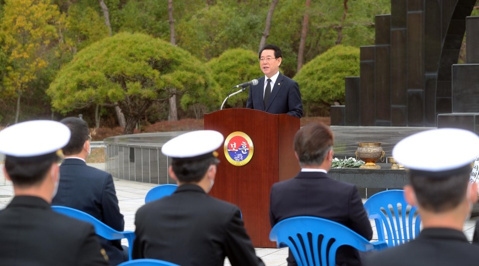 ▲기념식에서 김 지사가 발언하고 있다