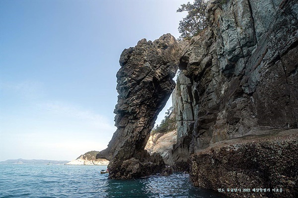 ▲안도 코끼리 바위, 안도는 연도와 인접한 섬이다  ⓒ이효웅
