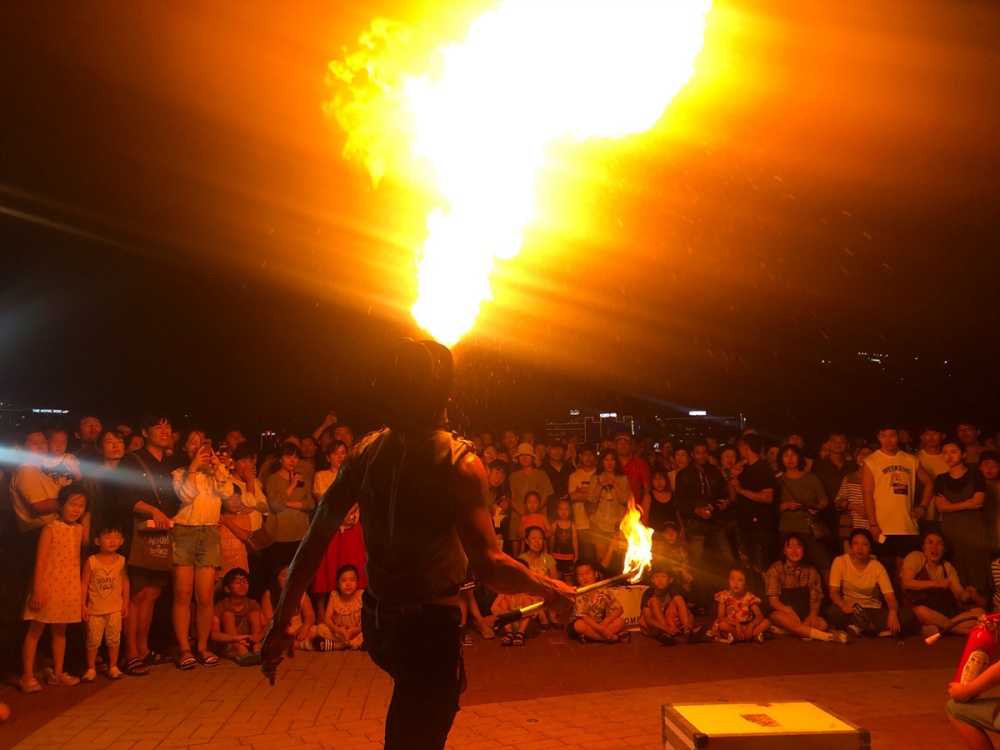 ▲ 여수밤바다 낭만버스킹 현장