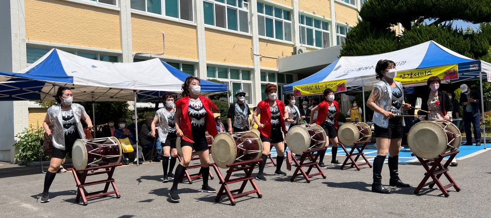 ▲ 낭만여수장구사랑팀 축하공연