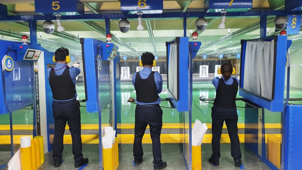 ▲ 권총사격 훈련 모습