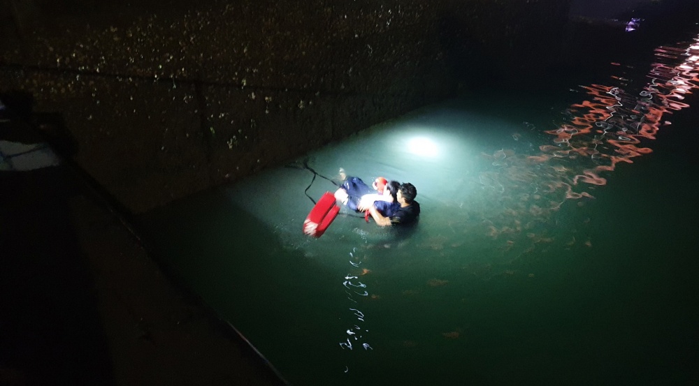 ▲ 추락자 구조 모습