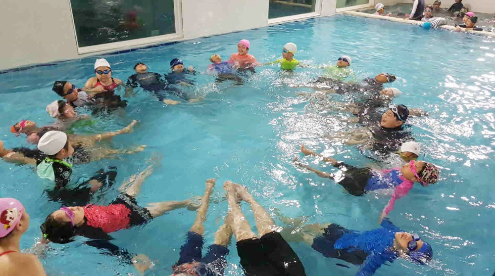 ▲ ‘초등학교 생존수영 교육’ 모습