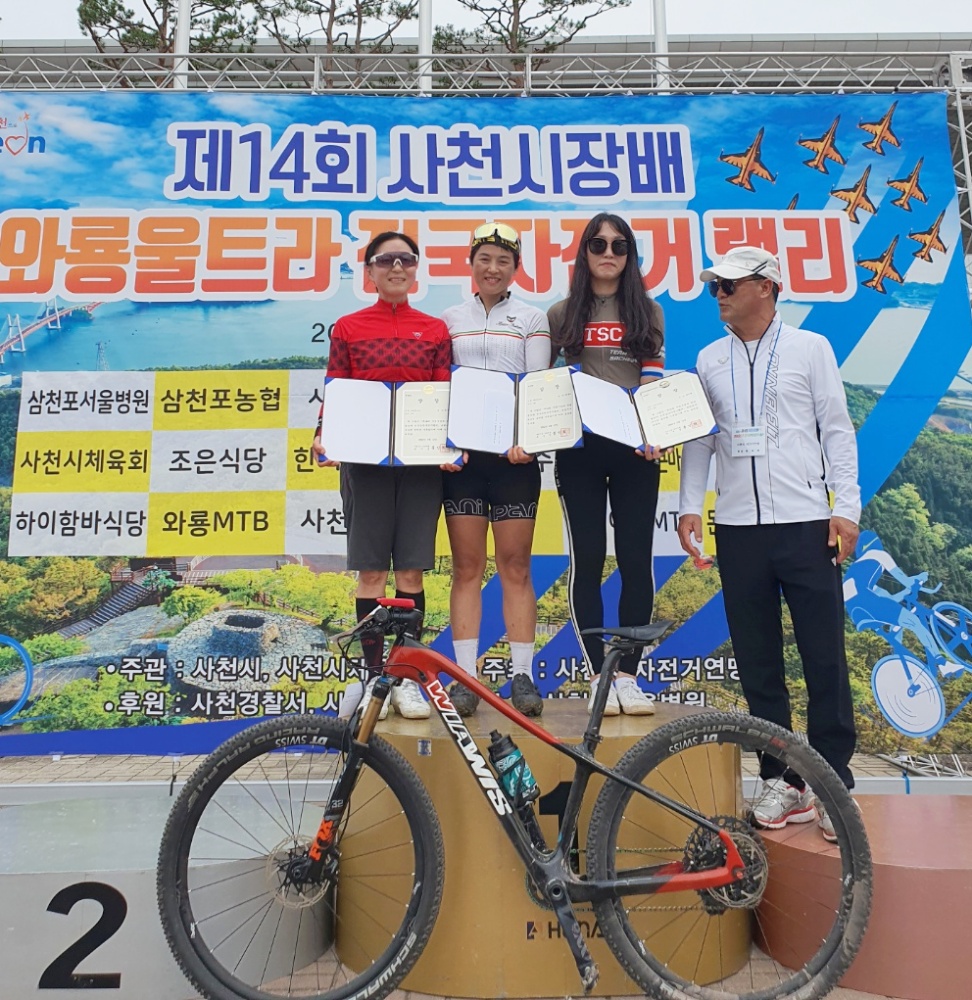 ▲ 제14회 사천시장배 와룡울트라 전국산악자전거랠리 수상자