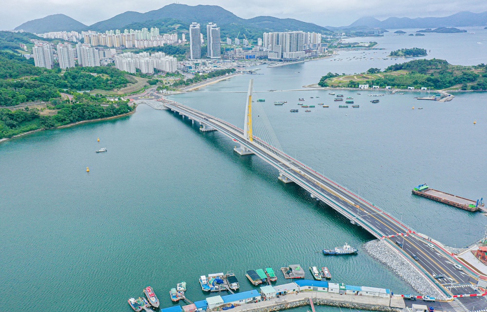 ▲ 소호 쪽에서 바라본 선소대교