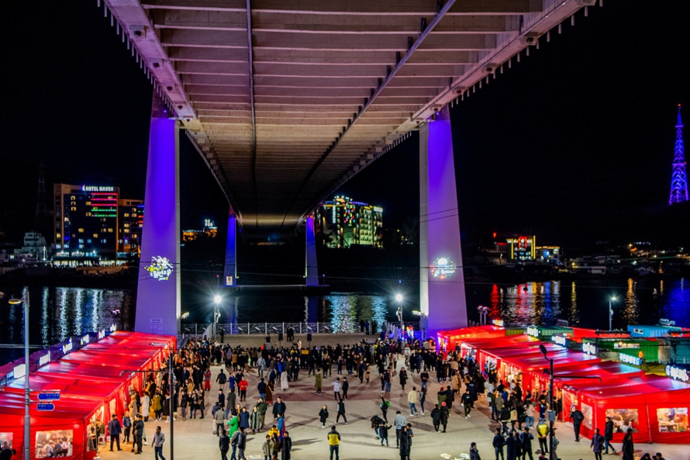 ▲ 여수밤바다 낭만포차 전경