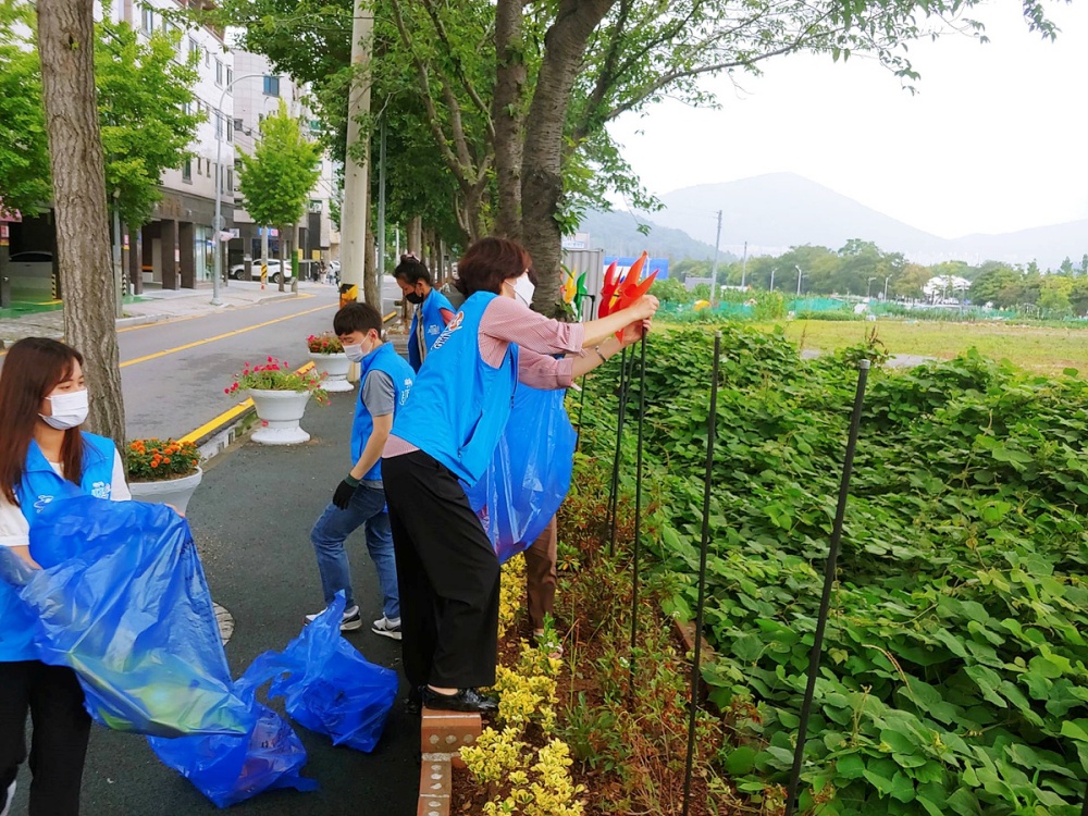 ▲ 희망 바람개비를 달고 있다.