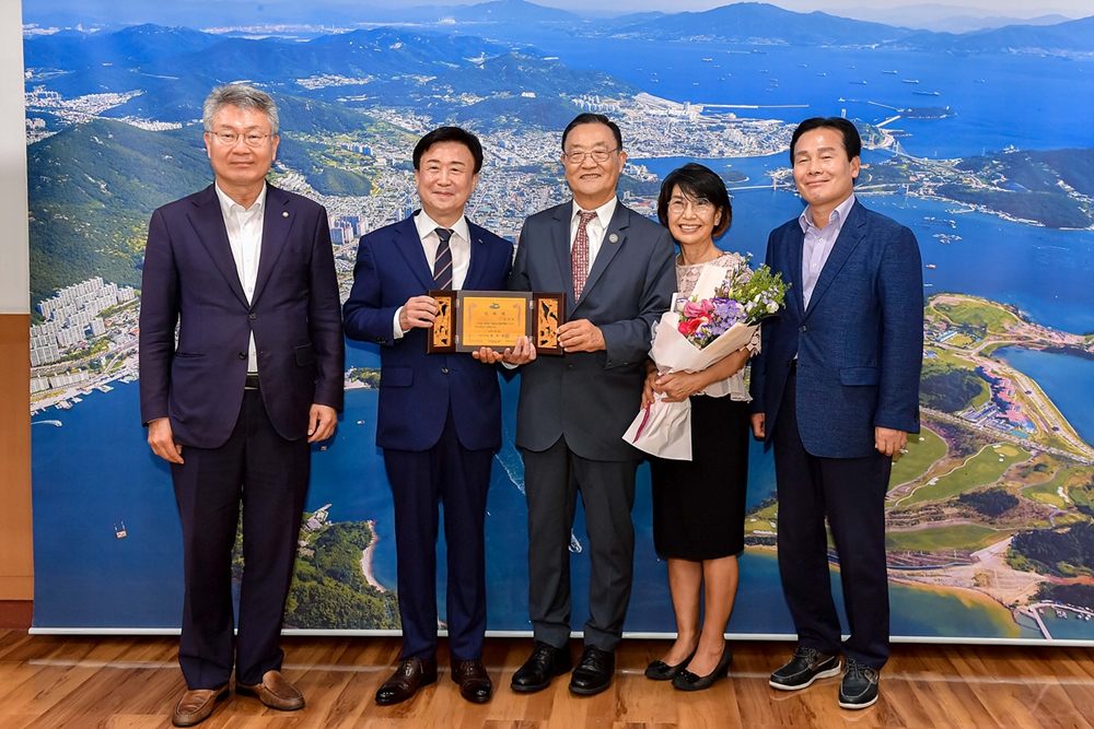 ▲ 미국 캘리포니아주 최석호 하원의원이 ‘여수시 홍보대사’로 위촉됐다.