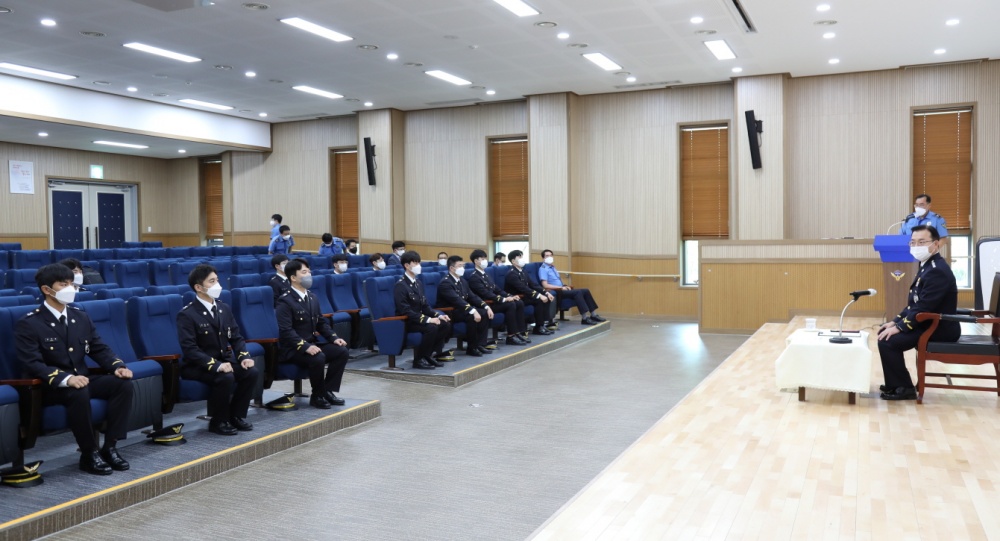 ▲ 신임 해경 전입신고식