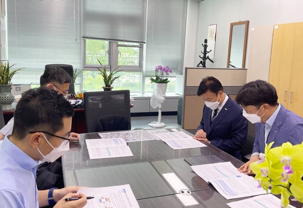 ▲ 기획재정부를 방문한 정기명 여수시장