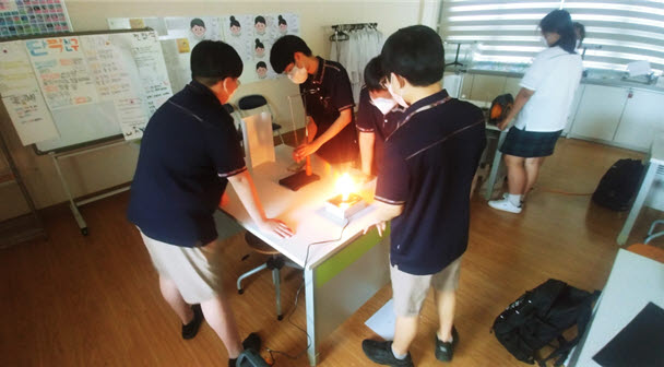 ▲ 여수영재교육원 학기제 주제집중과정 모습