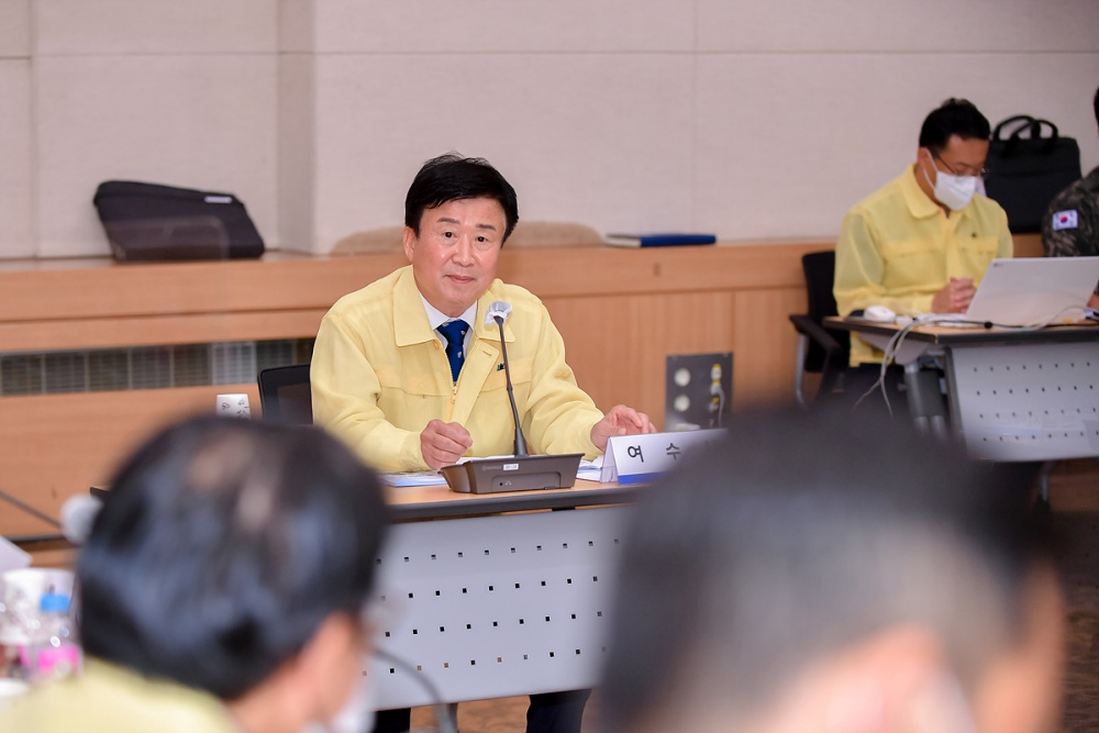 ▲ 통합방위협의회 의장인 정기명 여수시장