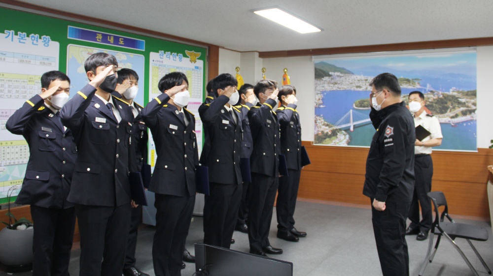 ▲ 신규소방공무원 10명에게 임용장이 수여됐다.