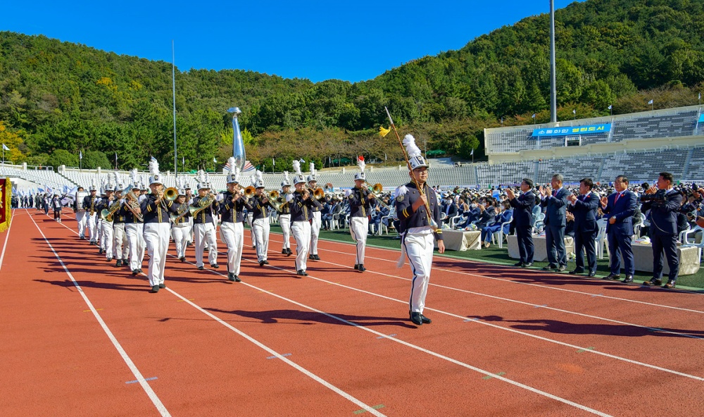 ▲여수민의 날 행사 입장식