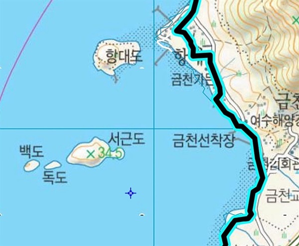 ▲ 안동립씨가 지도로 통해 보여준 여수 돌산도 금천항 앞바다에 있는 조그만 무인도 독도 모습. ⓒ안동립