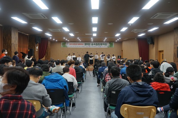 ▲  제9회 숲속힐링음악회 현장