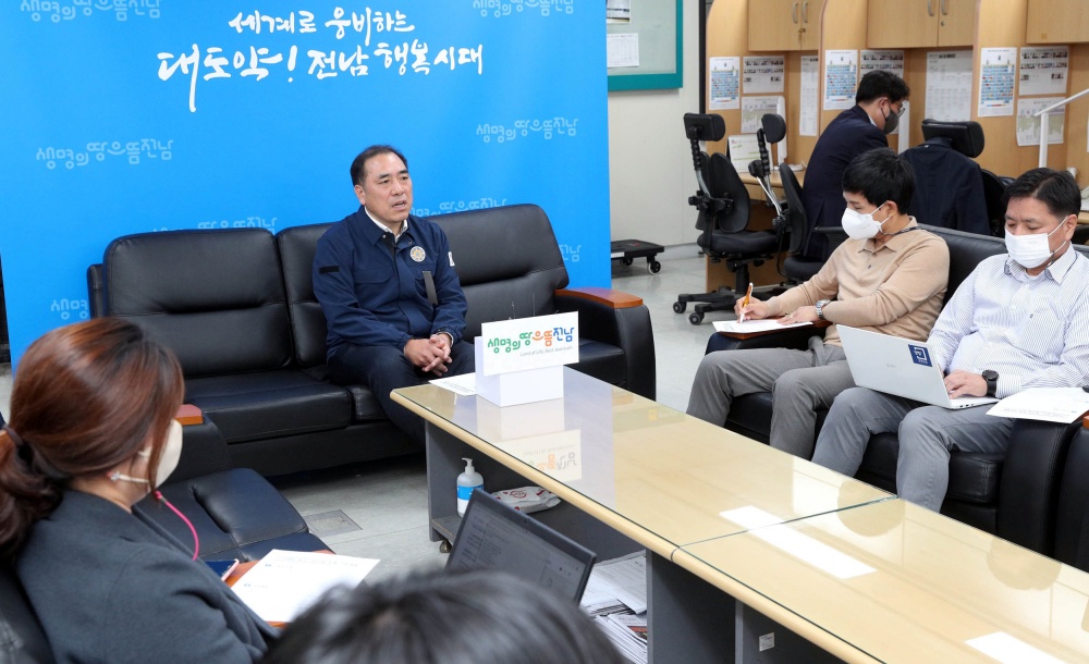 ▲ 이태원 사고 유가족 장례지원 계획을 발표하고 있다.