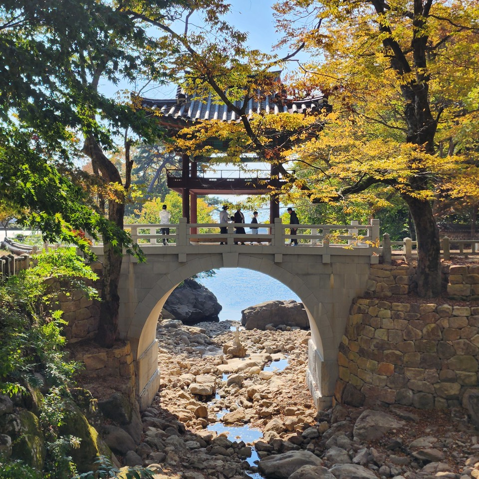 ▲ 임금은 배요, 백성은 물이다. 그 강물의 힘으로 배를 띄울 수도 있지만, 그 강물이 사나우면 배를 뒤집을 수도 있다.