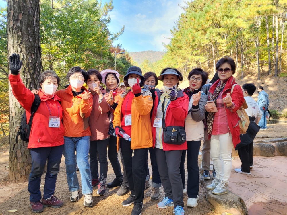 ▲ 동여수노인복지관 광양 백운산 자연휴양림 산행