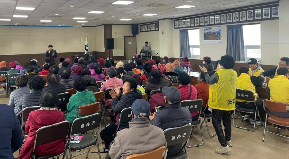 ▲ 어르신을 위한 사랑 나눔과 재능기부 행사