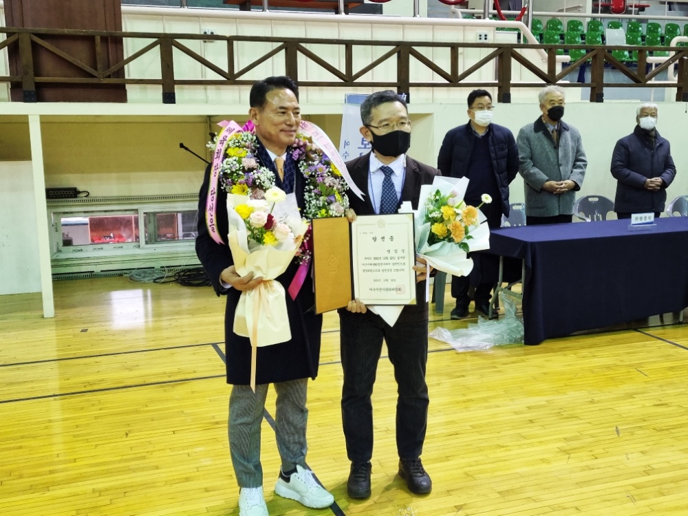 ▲ 민선2기 여수시체육회장 선거에서 명경식 후보가 당선됐다.