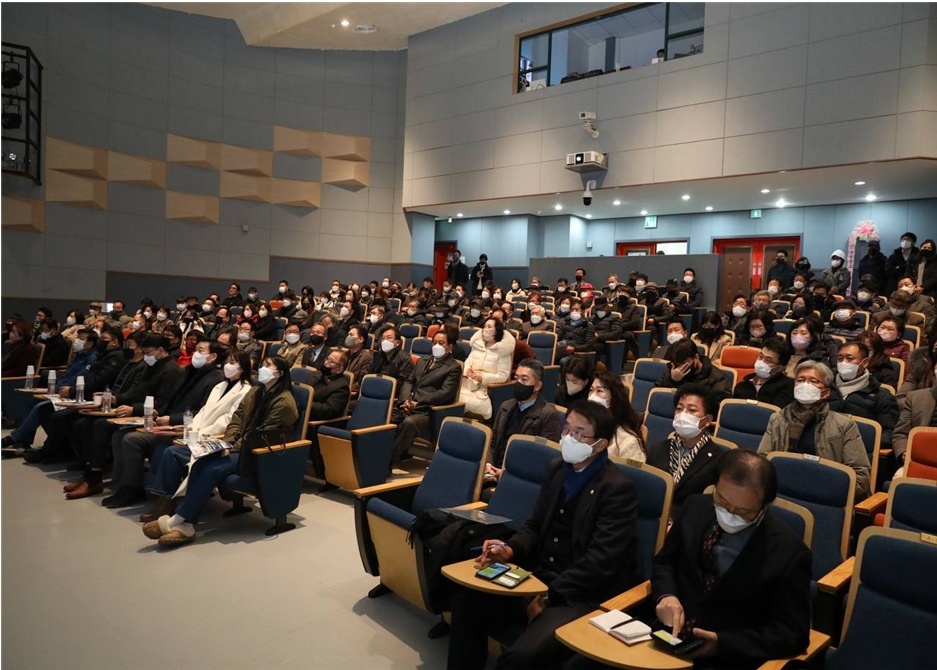 ▲ 김회재 국회의원 의정보고대회 현장 참여 시민