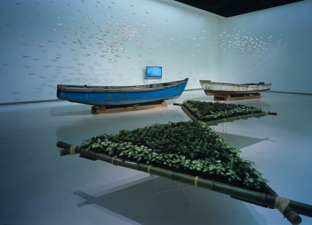 ▲  (도대양기)김승영, 바다 위의 소풍(2002,혼합재료)