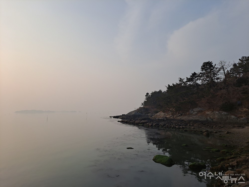 ▲섬달천 해안가다. 낚시꾼들이 즐겨 찾는 낚시 포인트다.  ⓒ조찬현