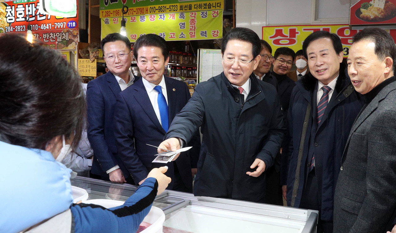 ▲목포 청호시장 물가안전대책 현장 점검