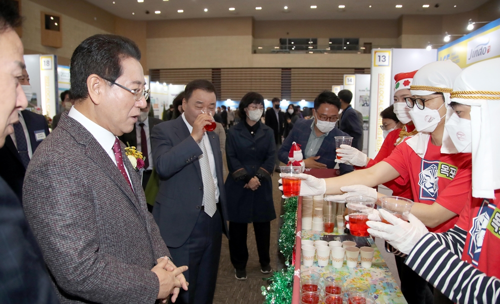 ▲ 지난해 11월 열린 전남 방문의 해 로컬 콘텐츠 페스타 개막식